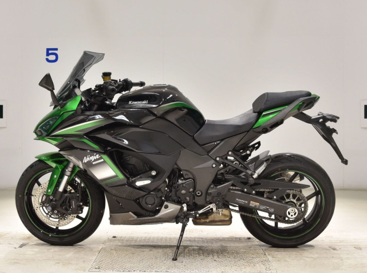 Мотоцикл Kawasaki ninja 1000 sx с пробегом 12439 km