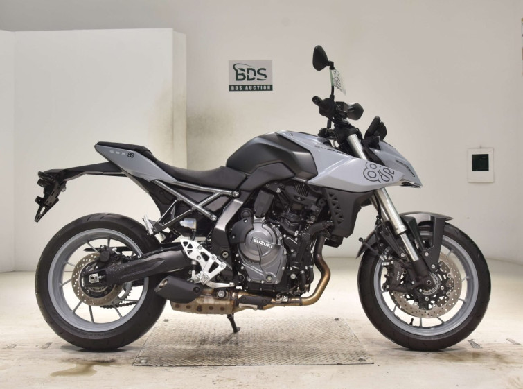 Мотоцикл Suzuki GSX-8S з пробігом 1617 km