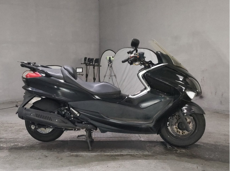 Мотоцикл Yamaha MAJESTY 250 с пробегом 85672 km