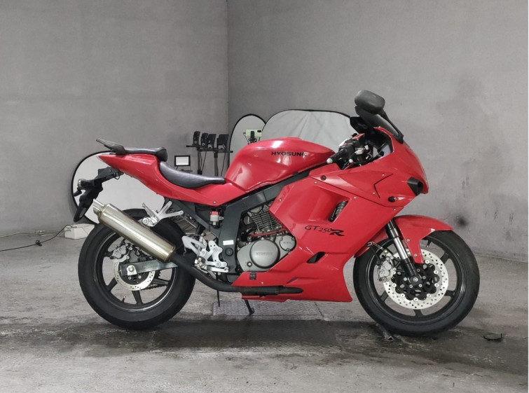 Мотоцикл Hyosung GT250R с пробегом 4382 km