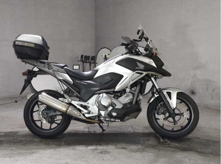 Мотоцикл Honda NC700XD з пробігом 18553 km