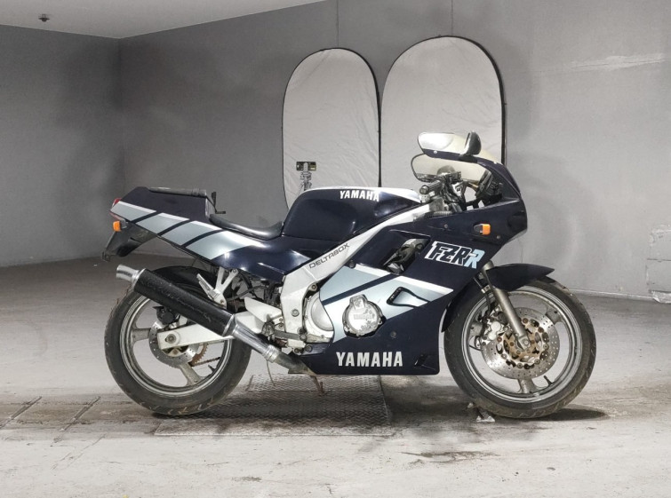Мотоцикл Yamaha FZR250R з пробігом 7348 km