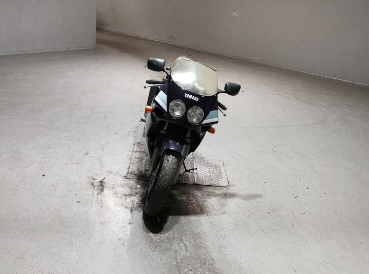 Мотоцикл Yamaha FZR250R з пробігом 7348 km