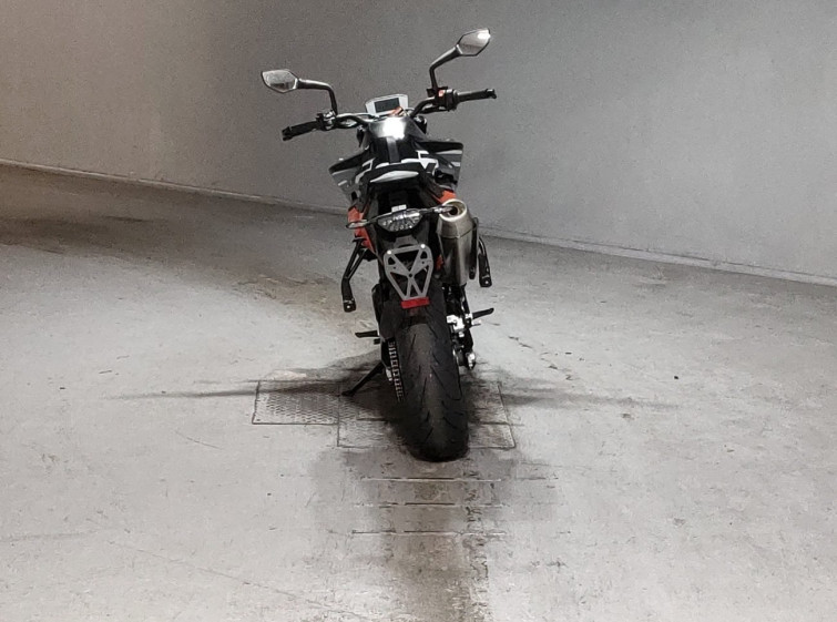 Мотоцикл KTM 890 DUKE с пробегом 1 km