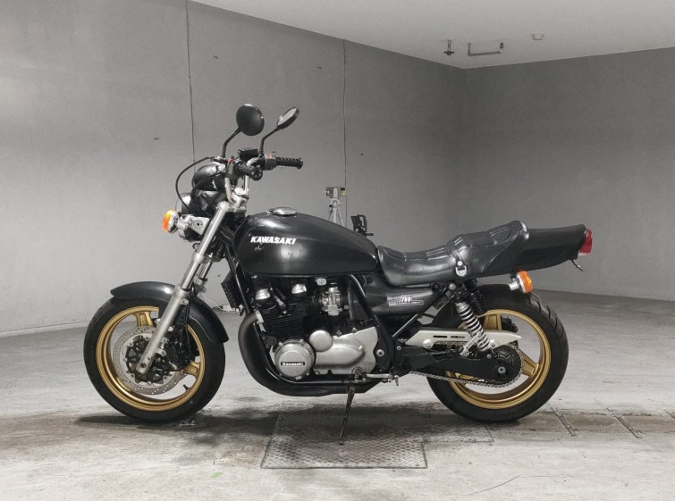 Мотоцикл Kawasaki ZEPHYR750 з пробігом 28565 km