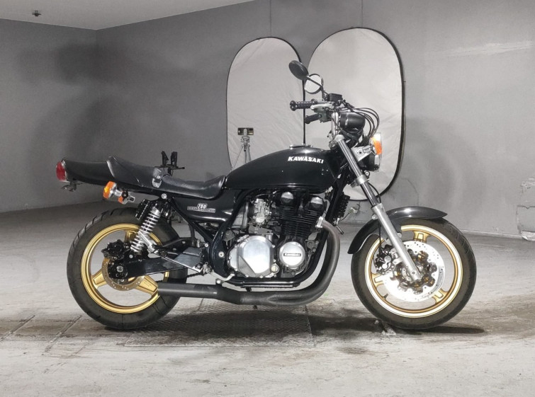Мотоцикл Kawasaki ZEPHYR750 з пробігом 28565 km