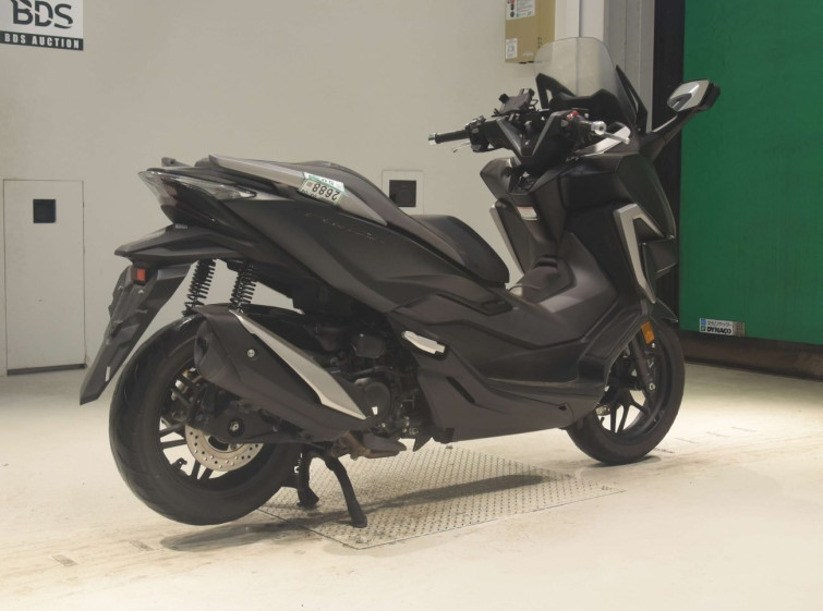 Мотоцикл Honda FORZA з пробігом 33755 km