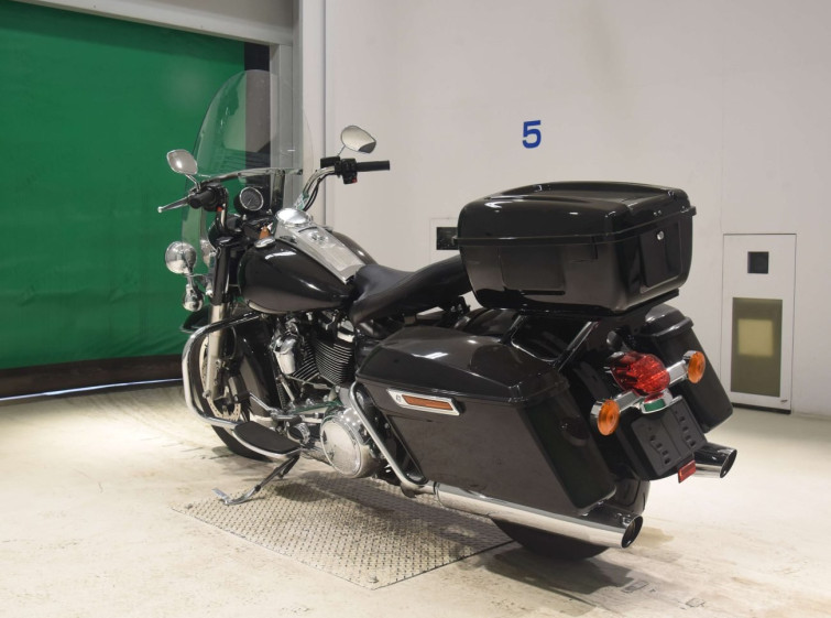 Мотоцикл HD ROAD KING POLICE FLHR1750 с пробегом 18443 km
