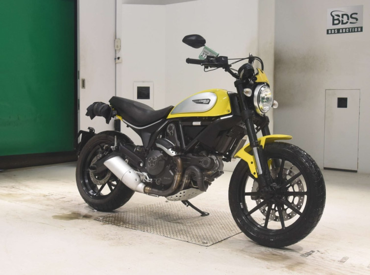 Мотоцикл Ducati SCRAMBLER 803 CLASSIC з пробігом 22057 km