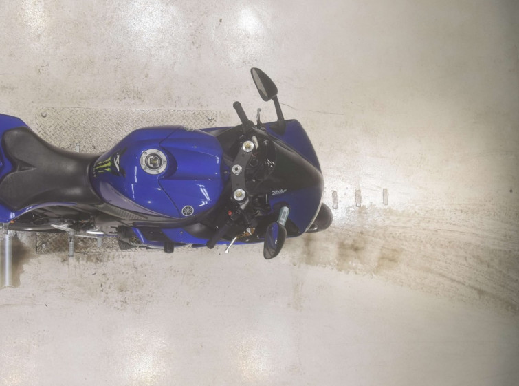 Мотоцикл Yamaha YZF-R1 с пробегом 61376 km