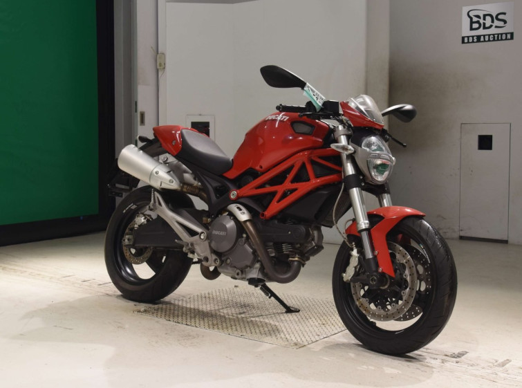 Мотоцикл Ducati MONSTER 696 з пробігом 5165 km