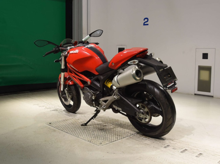 Мотоцикл Ducati MONSTER 696 з пробігом 5165 km