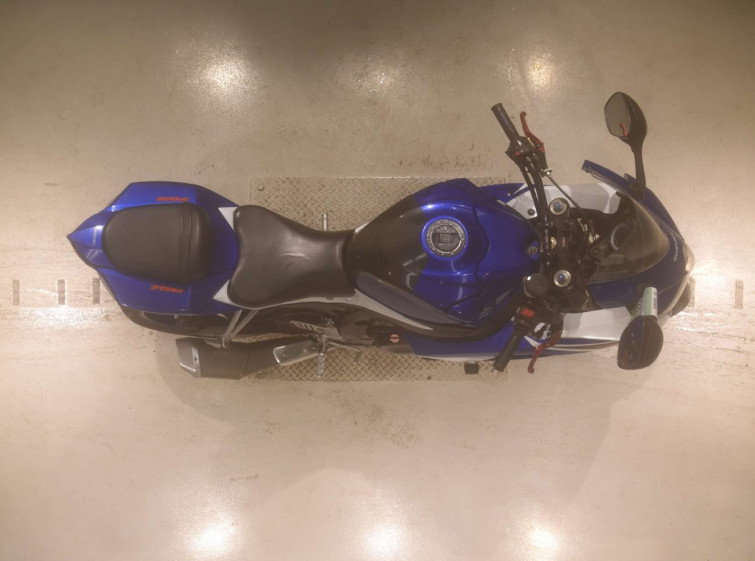 Мотоцикл Suzuki GSX-R750 з пробігом 63235 km