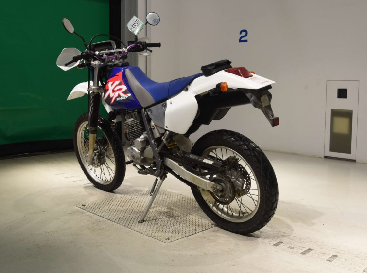 Мотоцикл Honda XR250 з пробігом 6811 km