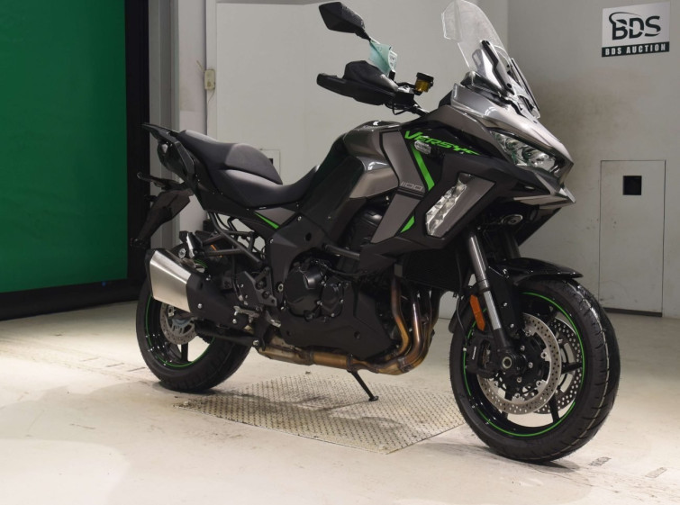 Мотоцикл Kawasaki VERSYS 1100 SE с пробегом 110 km