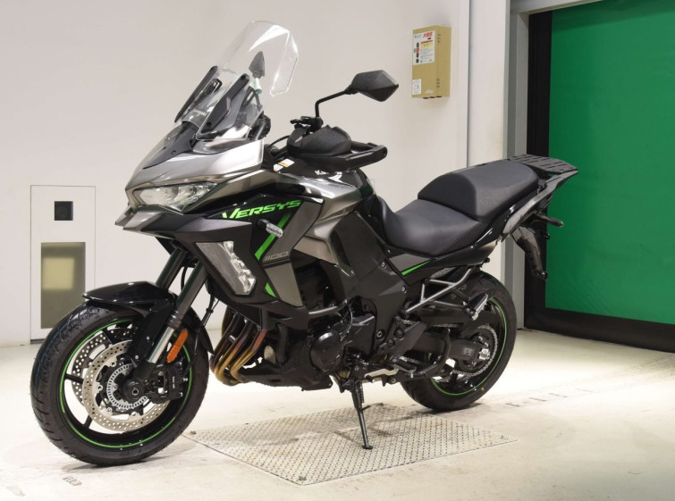 Мотоцикл Kawasaki VERSYS 1100 SE с пробегом 110 km