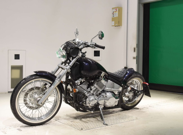 Мотоцикл Yamaha DRAGSTAR XVS400 CLASSIC с пробегом 7884 km
