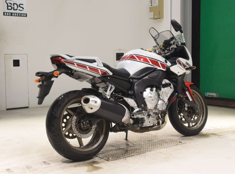 Мотоцикл Yamaha FZ1 FAZER з пробігом 34061 km