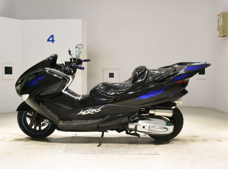 Мотоцикл Yamaha MAJESTY 250 с пробегом 15112 km