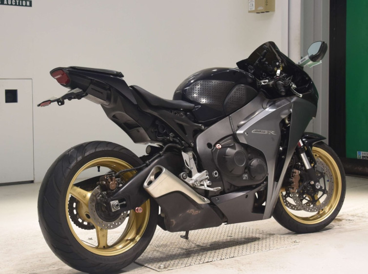 Мотоцикл Honda CBR1000RRA з пробігом 36441 km