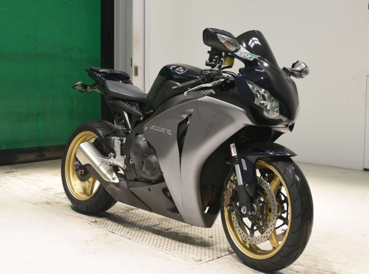 Мотоцикл Honda CBR1000RRA з пробігом 36441 km