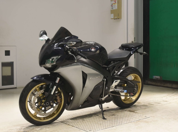 Мотоцикл Honda CBR1000RRA з пробігом 36441 km