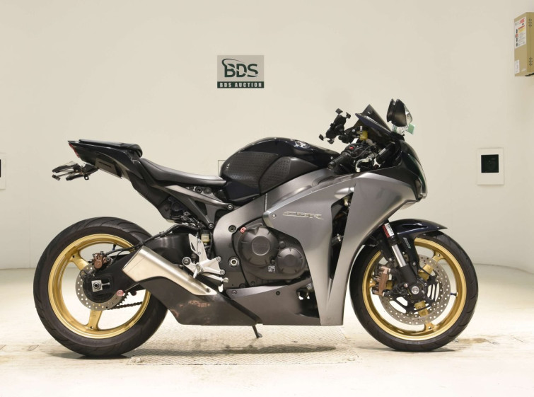 Мотоцикл Honda CBR1000RRA з пробігом 36441 km