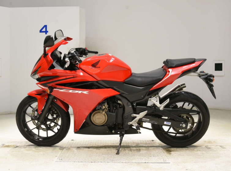 Мотоцикл Honda CBR400R с пробегом 35699 km