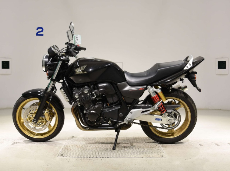 Мотоцикл Honda CB400SFV с пробегом 15900 km