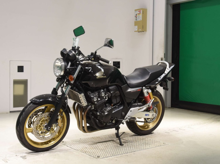 Мотоцикл Honda CB400SFV с пробегом 15900 km