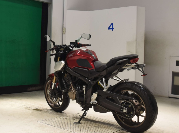 Мотоцикл Honda CB650R з пробігом 26106 km
