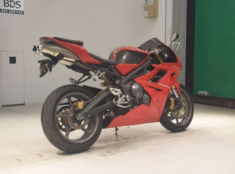 Мотоцикл Triumph DAYTONA 675 с пробегом 24276 km