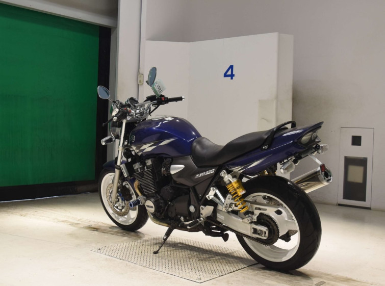 Мотоцикл Yamaha XJR1300 з пробігом 49230 km