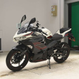 Мотоцикл Kawasaki NINJA400 с пробегом 2788 km
