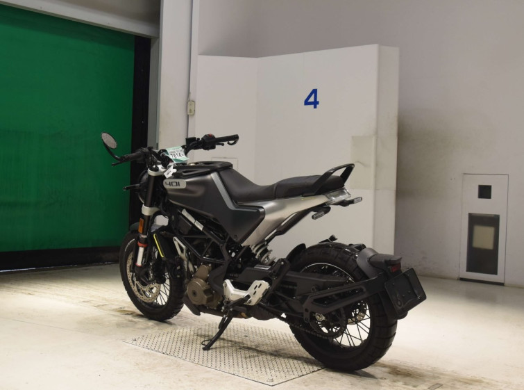 Мотоцикл Husqvarna SVARTPILEN 401 с пробегом 15428 km