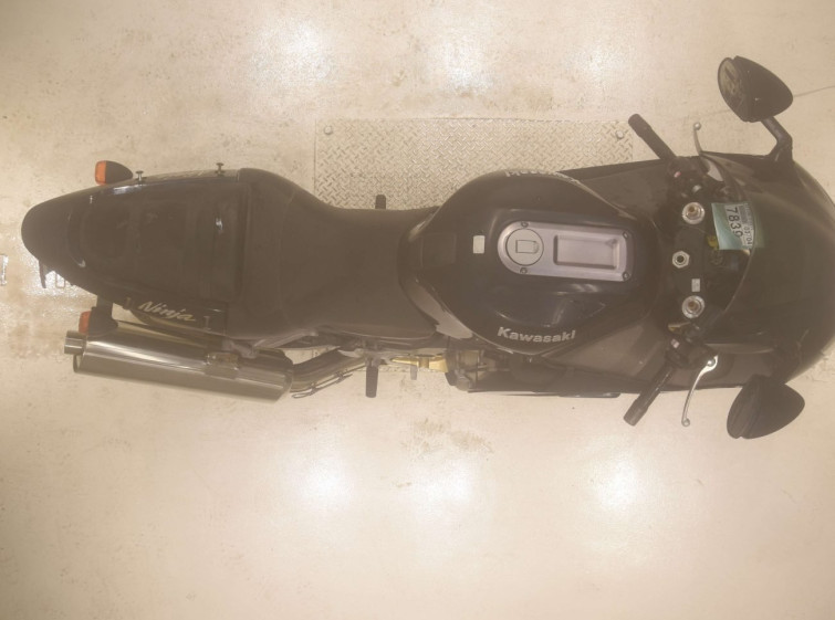 Мотоцикл Kawasaki NINJA ZX-12R з пробігом 30267 km