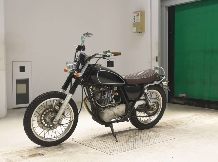 Мотоцикл Yamaha SR400 з пробігом 8102 km