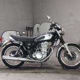 Мотоцикл Yamaha SR400 с пробегом 7744 km