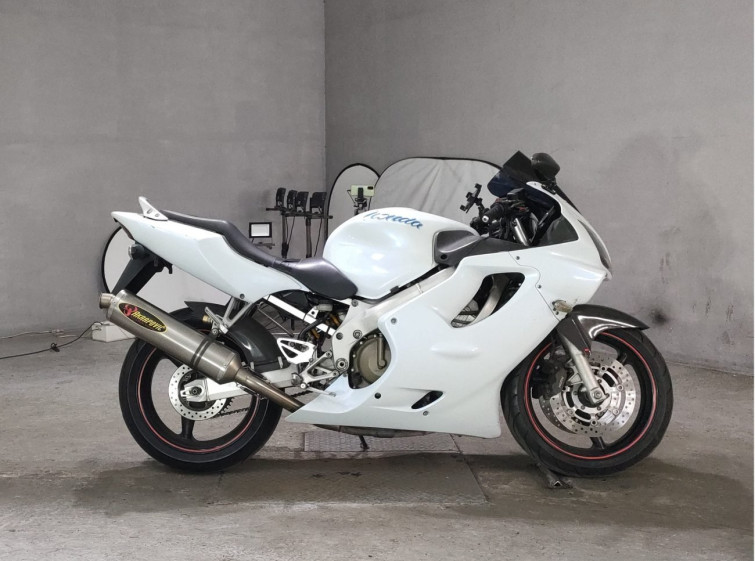 Мотоцикл Honda CBR600F з пробігом 74393 km