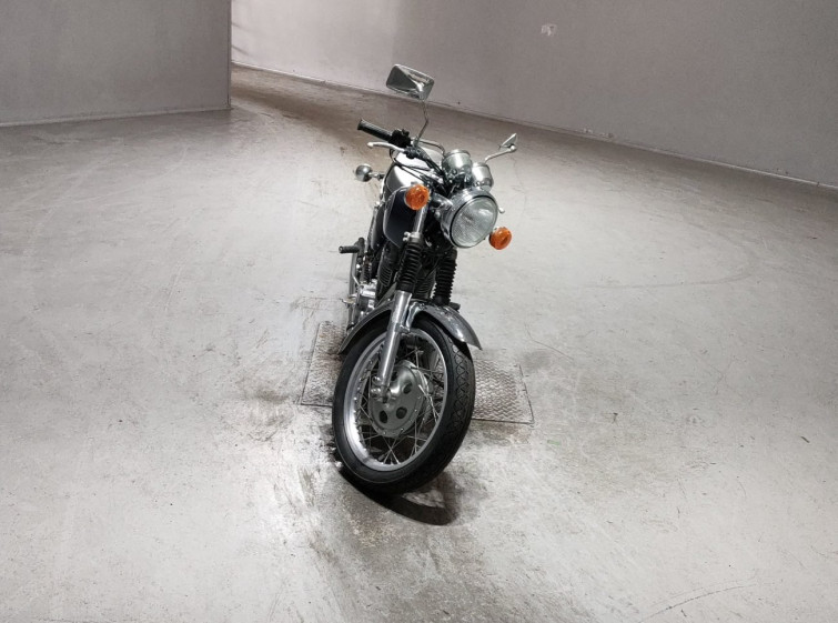 Мотоцикл Yamaha SR400 с пробегом 9697 km