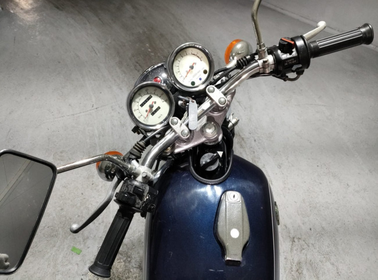 Мотоцикл Yamaha SR400 с пробегом 9697 km