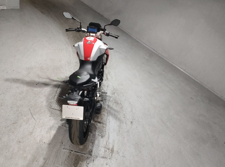 Мотоцикл BMW F900R с пробегом 38380 km