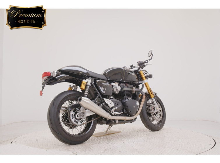 Мотоцикл Triumph THRUXTON 1200 RS з пробігом 2910 km