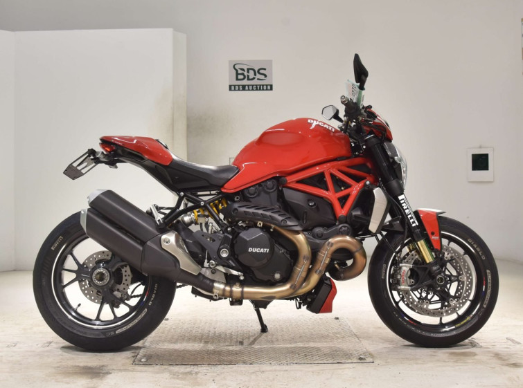 Мотоцикл Ducati MONSTER 1200R з пробігом 10904 km