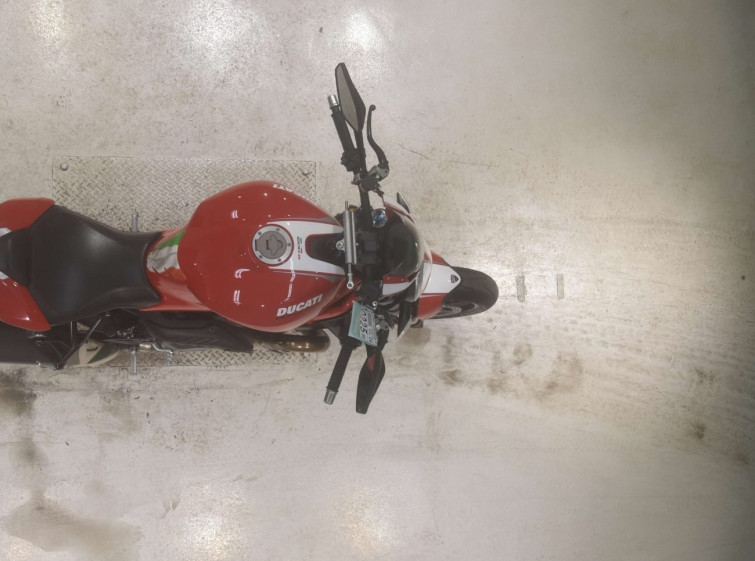 Мотоцикл Ducati MONSTER 1200R з пробігом 10904 km
