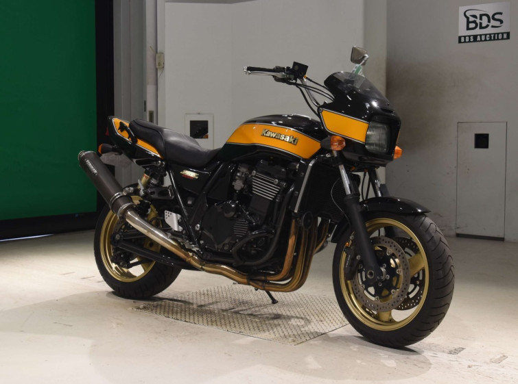 Мотоцикл Kawasaki ZRX1200R з пробігом 4989 km