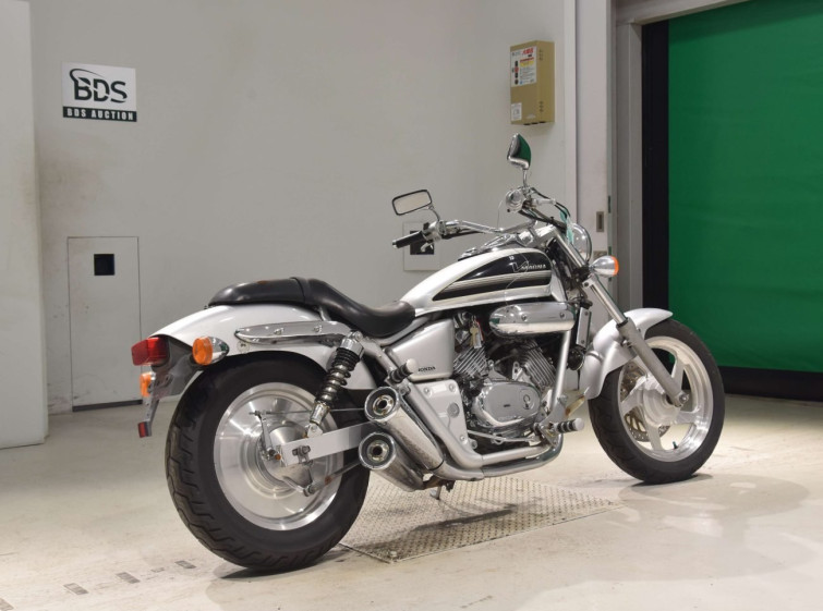 Мотоцикл Honda MAGNA250 с пробегом 28153 km