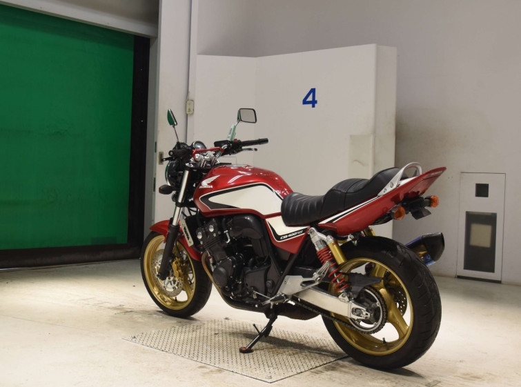 Мотоцикл Honda CB400SFV с пробегом 36159 km