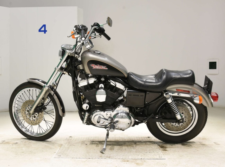 Мотоцикл HD SPORTSTER CUSTOM XL1200C з пробігом 49396 km