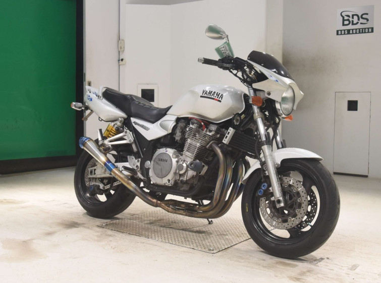 Мотоцикл Yamaha XJR1300 з пробігом 60090 km